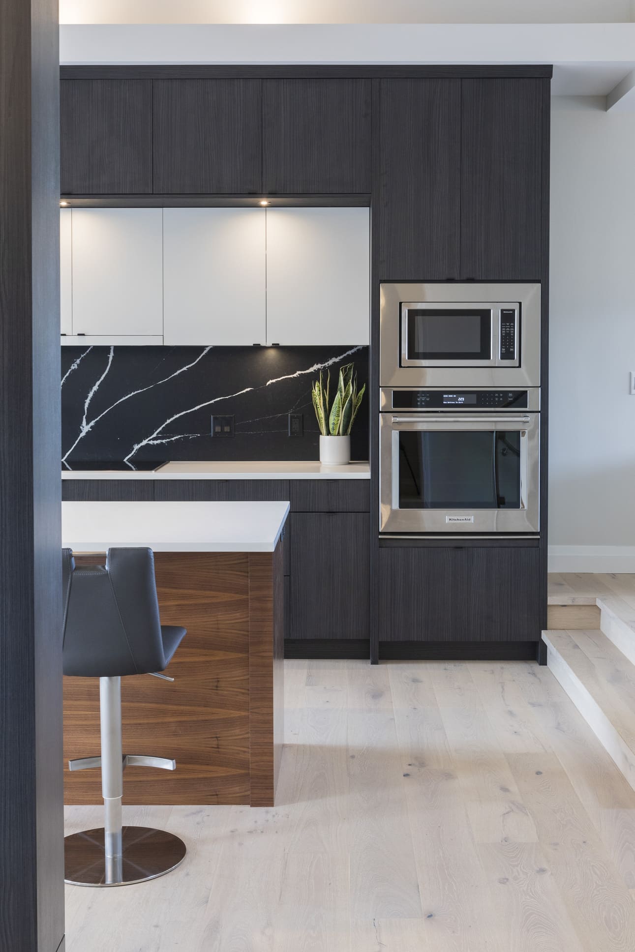 Stunning Custom Home in Colwood Gallery 05