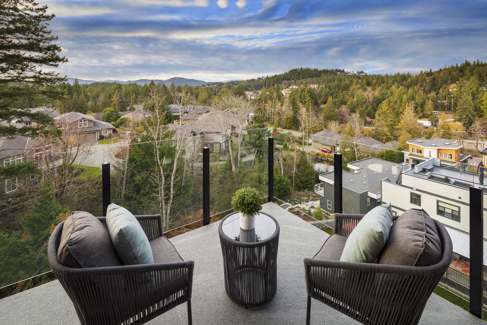 Stunning Custom Home in Colwood Gallery 18