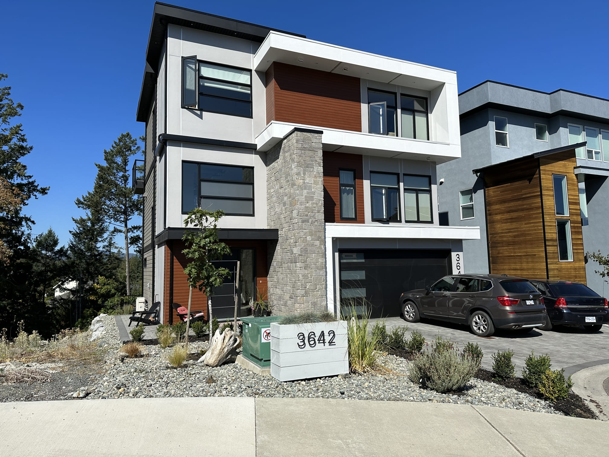 Modern Custom Home in Colwood
