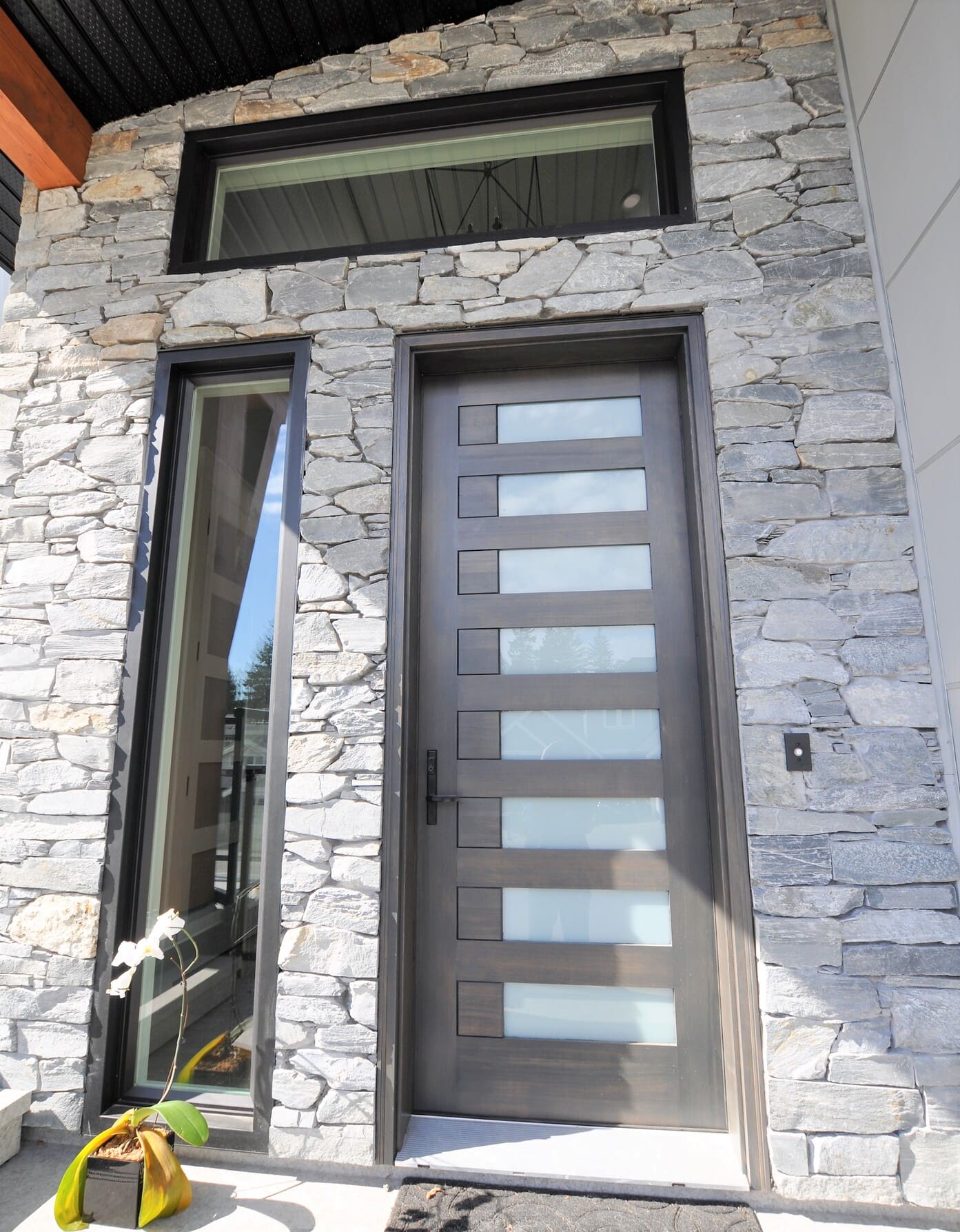Whimfield Westcoast Modern in Langford Gallery 17