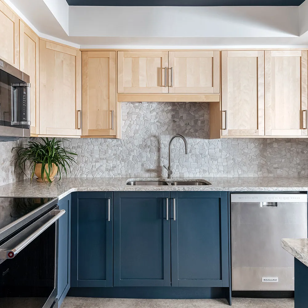 Create a modern kitchen